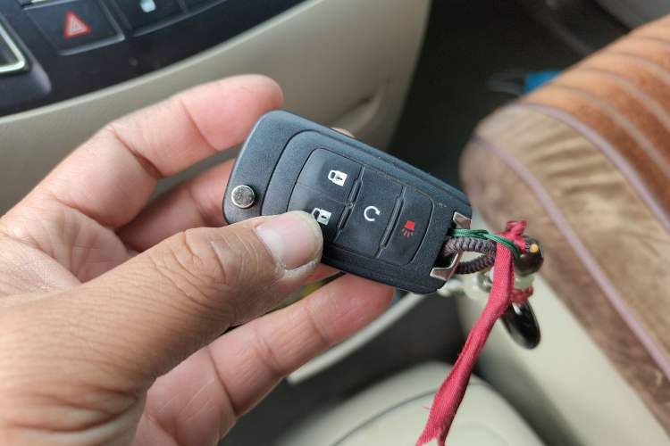 Used Buick GL8 2014 2.4L CT Luxury Business Comfort Edition Vehicle Key