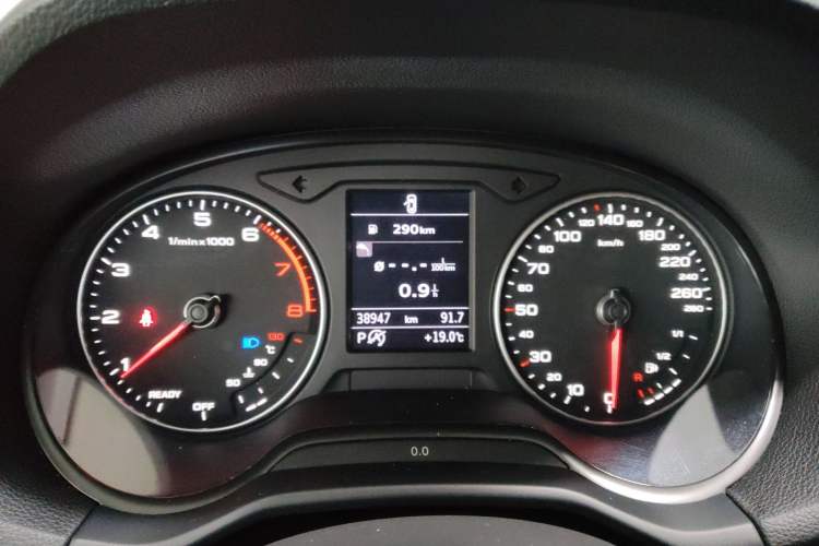 Used Audi Q2L 2021 35 TFSI Fashion Dynamic Model