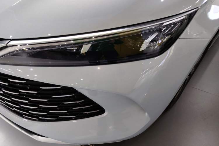 Used BYD Qin L 2024 DM-i 80KM Leading Model
