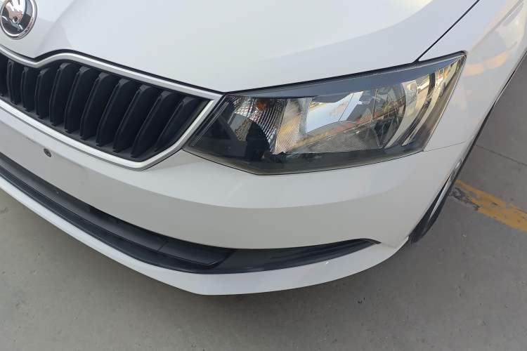 Used Skoda Fabia 2017 1.4L Automatic Car Enjoy Edition