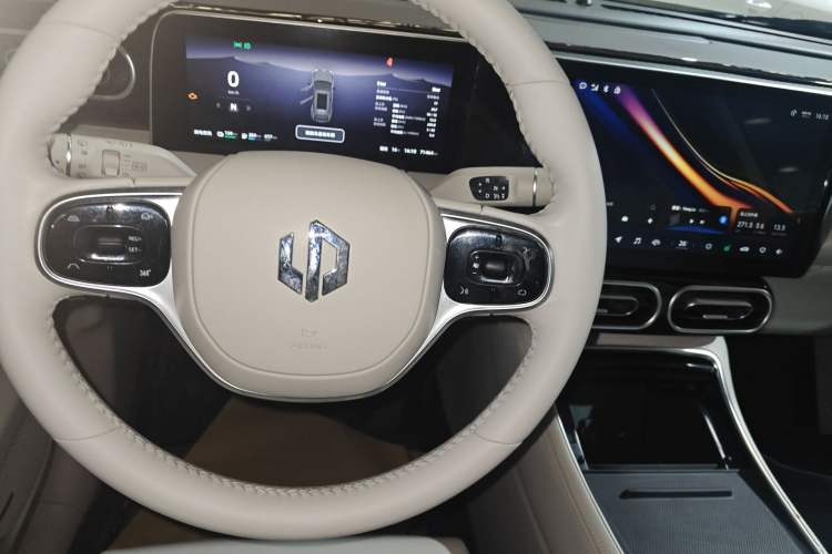 Used Leapmotor C11 2023 Range-Extended 180 Comfort Edition Gear Lever