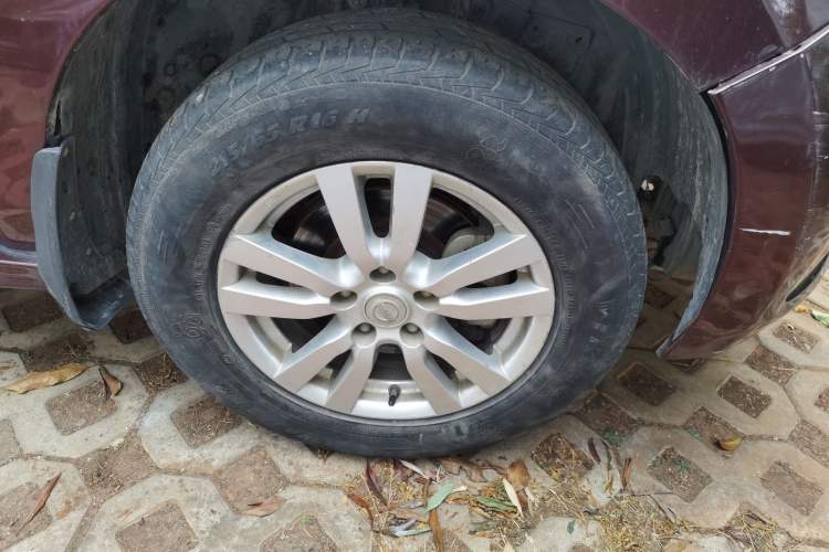 Used Venucia T70 2015 2.0L CVT Smart Choice Edition