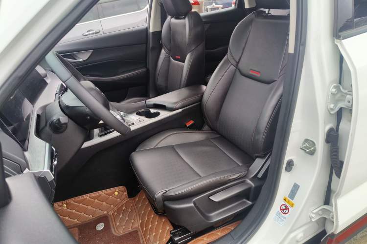 Used CHANGAN CS35PLUS 2021 Blue Whale NE 1.4T DCT Luxury Model