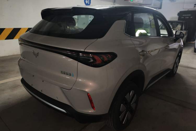 Used Wuling Bingo S 2025 Model 325km Deluxe Edition