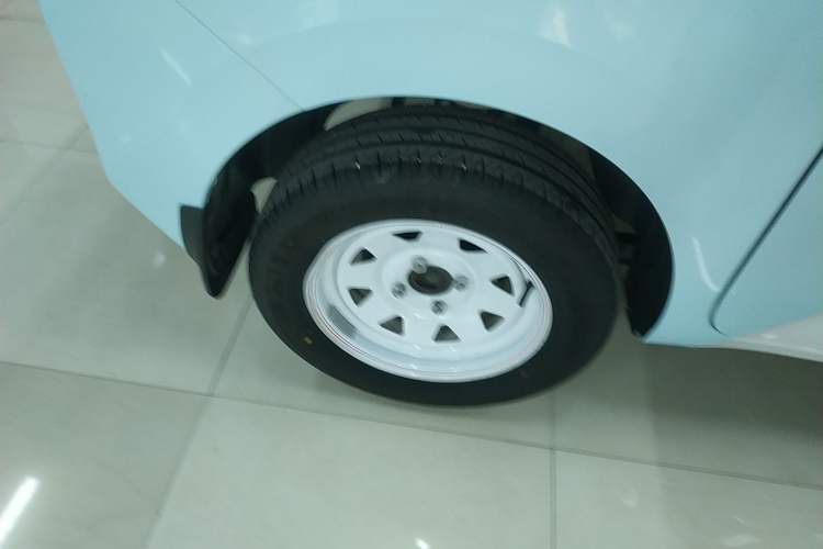 Used Wuling Zhiguang New Energy 2025 Standard Model Exterior 8