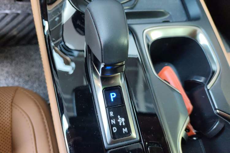 Used Lexus NX 2023 260 Front-Wheel Drive ChuanYou Special Edition Gear Lever