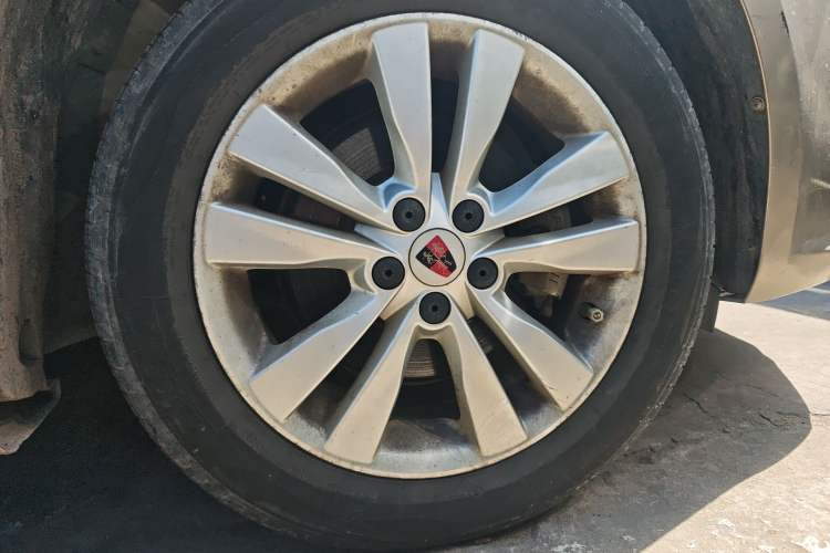 Used Roewe 360 2015 1.5L Manual Luxury Edition
