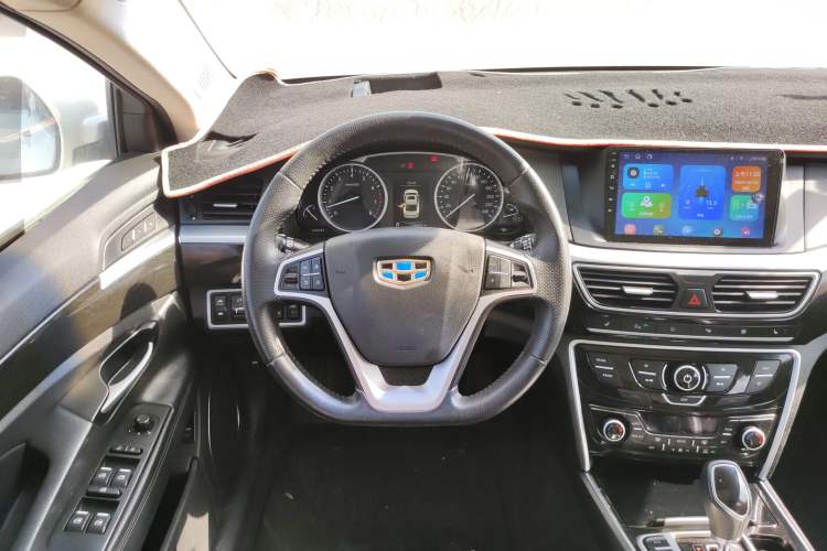 Used Geely Auto Emgrand GT 2015 1.8T Flagship Model
