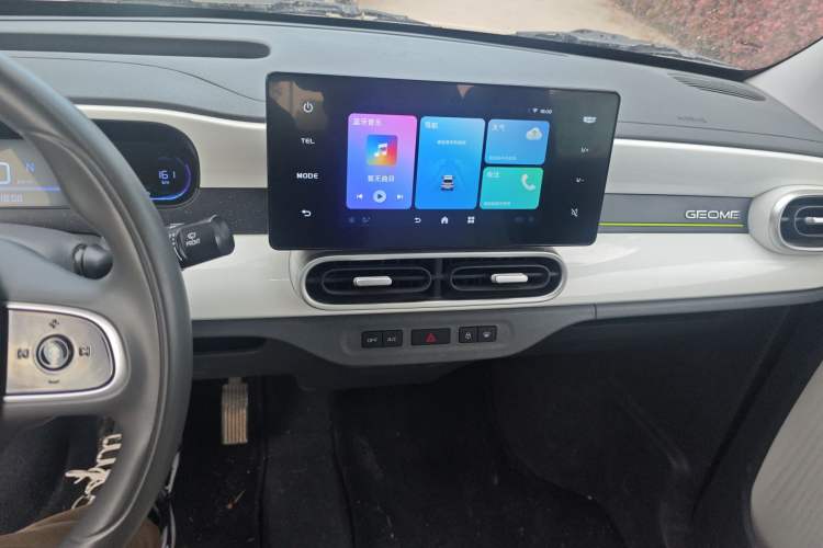 Used Geely Galaxy Panda 2025 210 km – Yuanqi Bear Audio And AC Panel