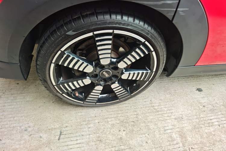 Used MINI 2022 Updated 2.0T COOPER S Classic Edition Five-Door Version Exterior 5