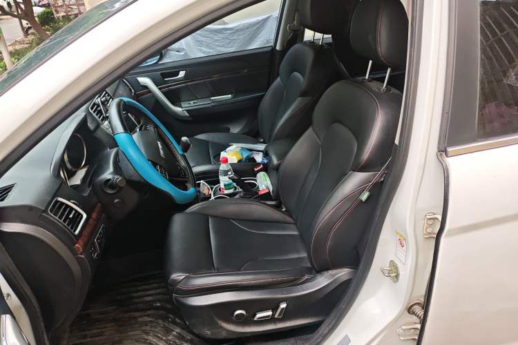 Used Haval H6 2015 Revised Version Sport Edition 1.5T Manual Transmission Two-Wheel Drive Elite Grade Left Front Seat