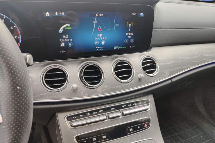 Used Mercedes-Benz E-Class 2021 Restyled E 300 L Sport Luxury Edition Audio And AC Panel