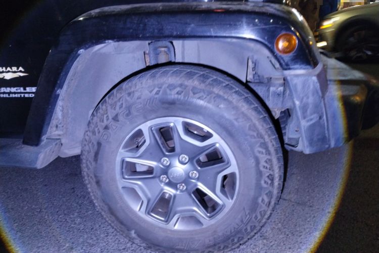 Used Jeep Wrangler 2013 3.6L Sahara Four-Door Edition
