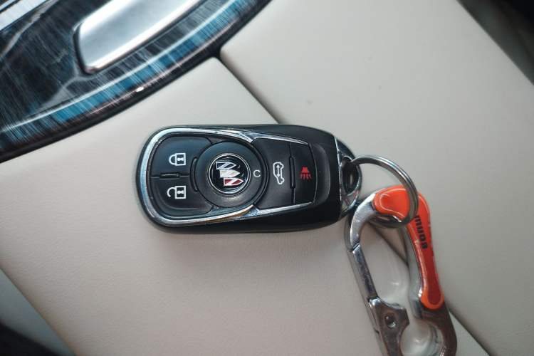 Used Buick GL8 2023 ES Lu Zun Comfort Model Vehicle Key