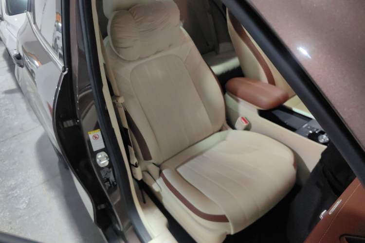 Used ORA Good Cat 2021 400km Standard Range Athena Edition Lithium Iron Phosphate
