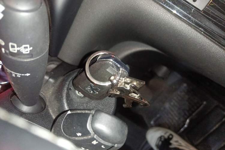 Used Peugeot 3008 2013 2.0L Automatic Trend Edition
