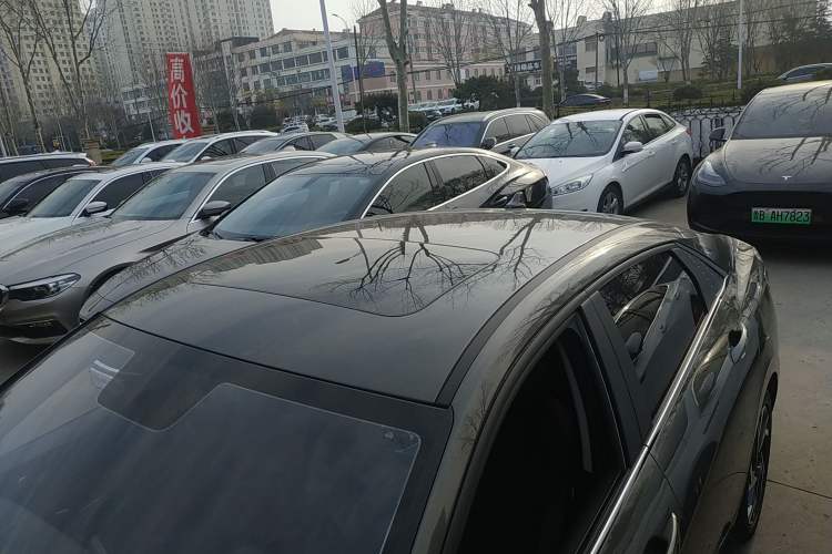 Used Hyundai Elantra 2023 1.5L CVT GLX Elite Edition Roof