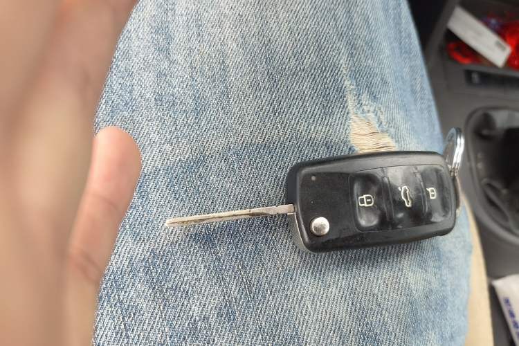 Used Volkswagen Touran 2013 1.4T Manual Fashion Edition 5 Seats Vehicle Key