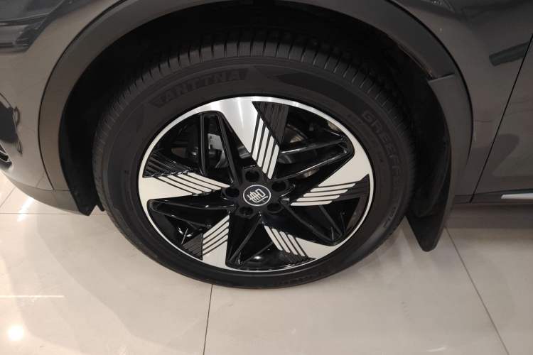 Used BYD Tang New Energy 2024 DM-i Glory Edition 112KM Prestige Model