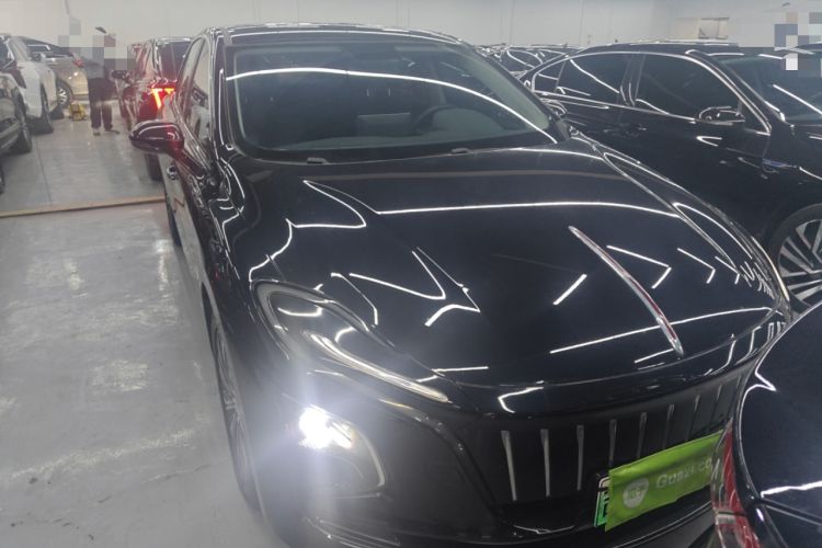 Used Hongqi E-QM5 2022 431 km Charge & Enjoy Edition Front