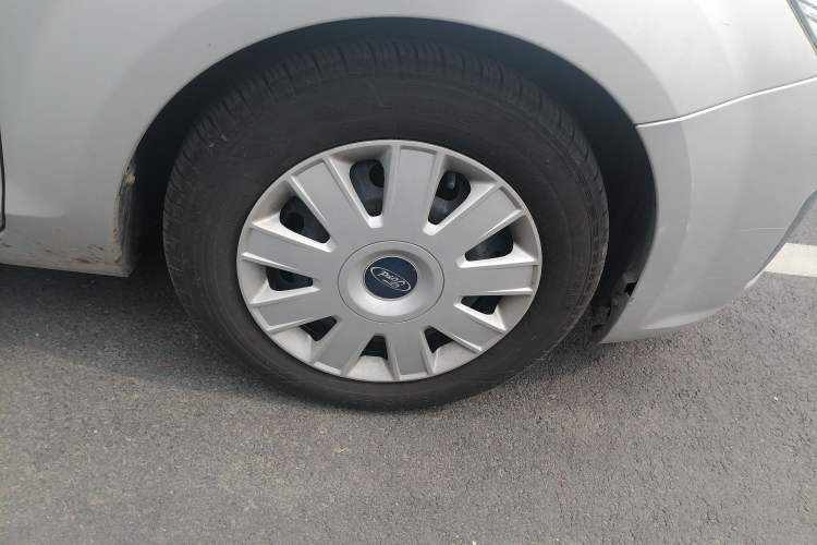 Used Ford Focus 2012 Hatchback Classic 1.8L Automatic Base Model
