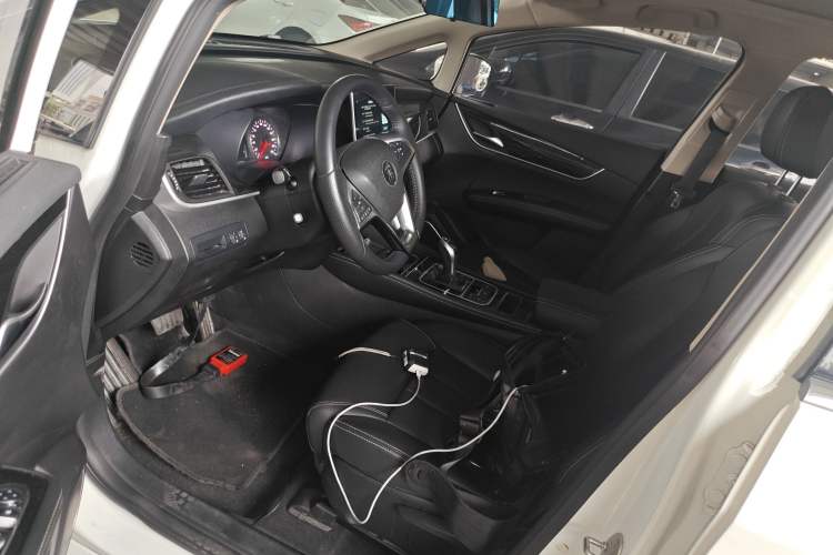 Used BYD Song MAX 2019 1.5T Automatic Smart Connect Ruiyi Sunroof Version 6 Seats China VI Standard