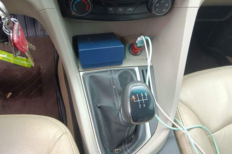 Used Buick GT 2017 15N Manual Entry-Level Trim Gear Lever