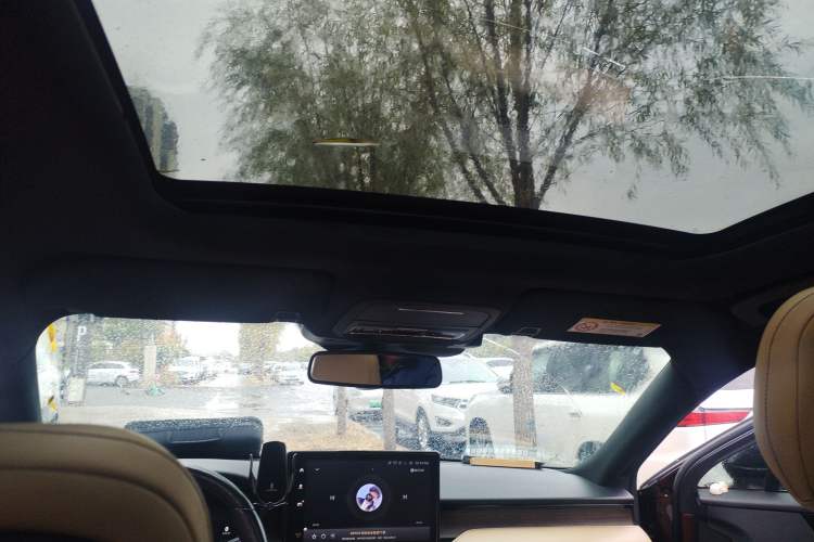 Used Lincoln Corsair 2022 2.0T Two-Wheel Drive Luxury Edition Headliner