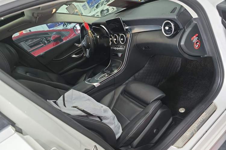 Used Mercedes-Benz C-Class 2019 C 180 L Fashion Edition Sport Version
