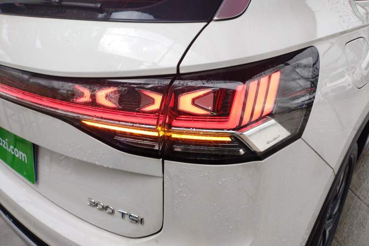 Used Volkswagen Tayron 2024 300TSI Two-Wheel-Drive Luxury Plus Advanced Version Exterior 3