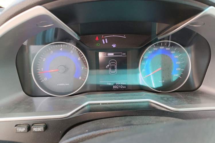 Used Geely Auto Emgrand 2014 Hatchback 1.5L Manual Fashion Edition