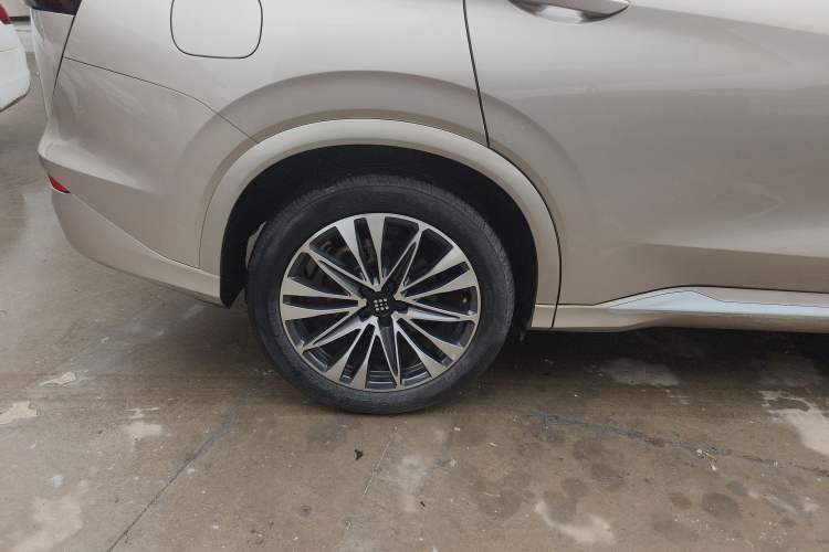 Used Landian E5 2023 1.5L DE-i 110KM Flagship 7-Seater