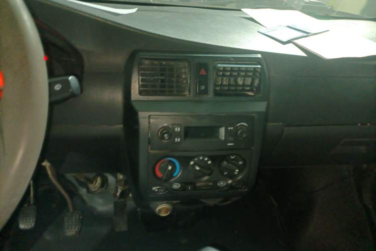 Used Wuling Rongguang 2011 1.2L Base Version
