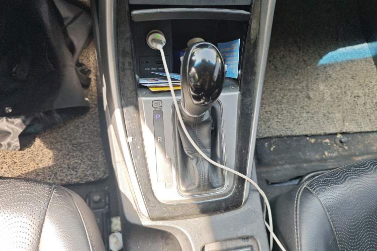 Used Hyundai Elantra (5th Generation / Langdong) 2012 1.6L Automatic Prestige Model Gear Lever