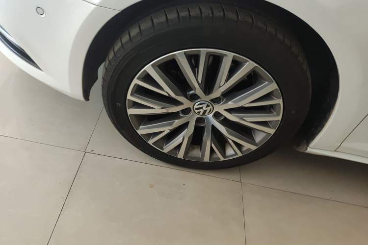 Used Volkswagen FAW-Volkswagen CC 2018 1.8TSI Luxury Model
