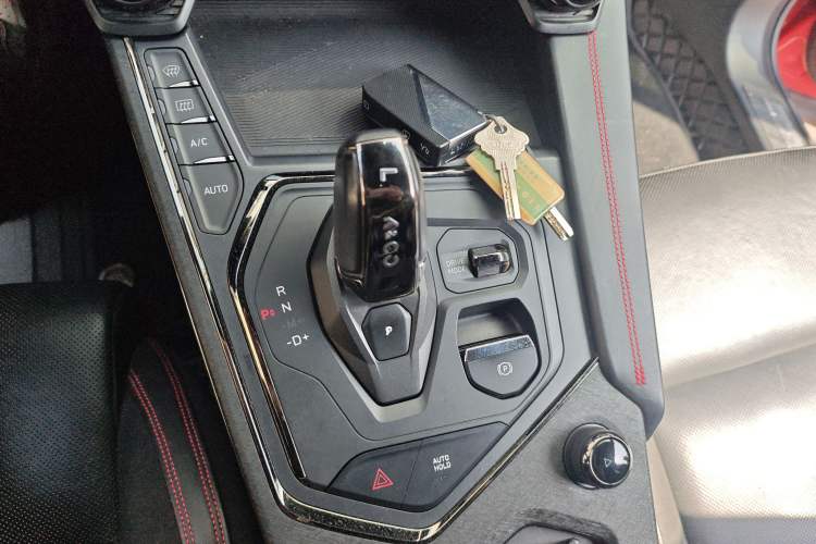 Used Lynk & Co 05 2020 2.0TD Four-Wheel Drive HypeHalo
