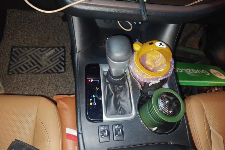 Used Toyota Highlander 2018 2.0T Four-Wheel Drive Knight Edition 7 Seats China VI Standard