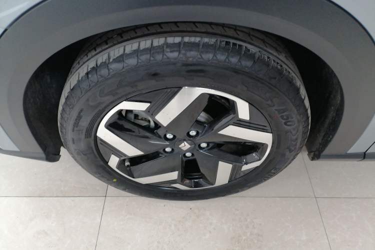 Used Baojun Yunhai 2024 500km Pure Electric Version Exterior 4