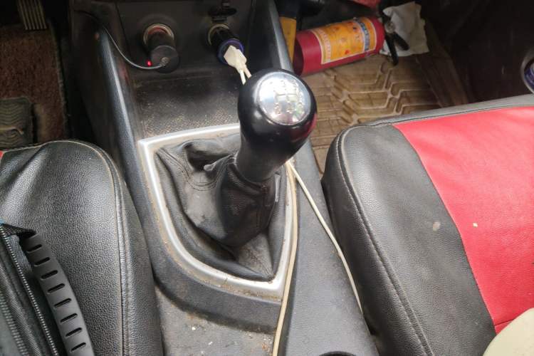 Used CHANGAN KAICHENG Ounuo S 2017 1.5L Ouno S Standard Edition EA15-AB Gear Lever