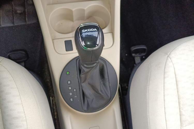 Used Skoda Fabia 2014 1.4L Automatic Crystal Edition
