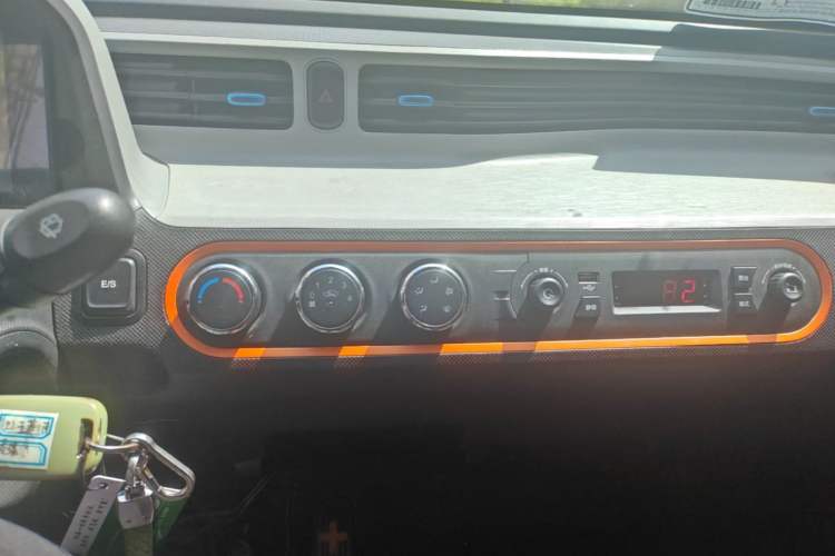 Used Wuling Hongguang MINIEV 2020 Lite Version Lithium Iron Phosphate
