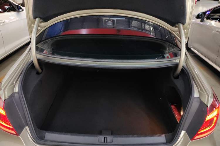 Used Volkswagen FAW-Volkswagen CC 2016 1.8TSI Prestige Model