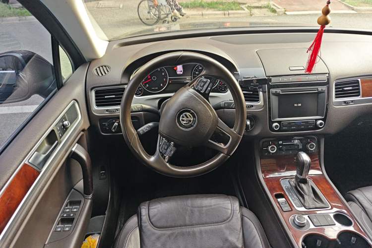 Used Volkswagen Touareg 2015 3.0 TSI Standard Model