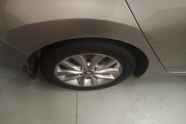 Used Hyundai Elantra (5th Generation / Langdong) 2012 1.6L Automatic Fashion Edition