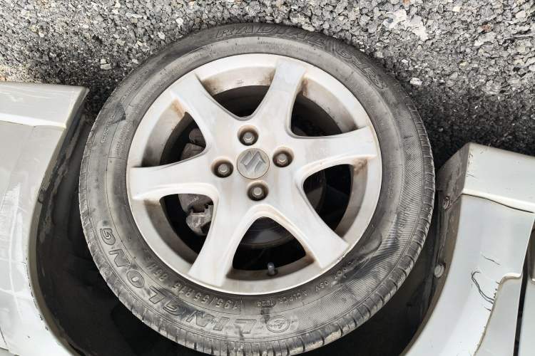 Used Suzuki Liana 2011 A+ Hatchback 1.4L Manual Luxury Type I Right Front Wheel Hub