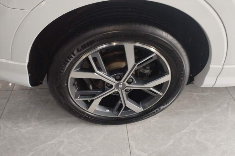 Used Audi Q3 Sportback 2020 40 TFSI Fashion Model Right Rear Wheel Hub