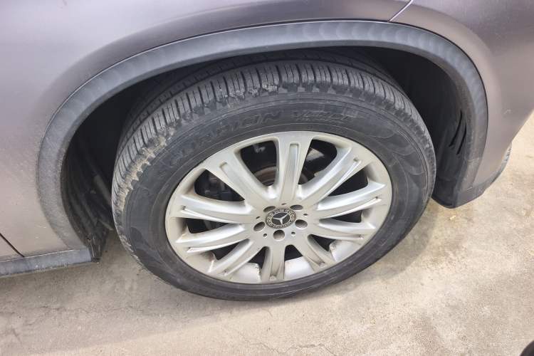 Used Mercedes-Benz GLE Coupe 2017 GLE 320 4MATIC Coupe SUV Right Front Wheel Hub