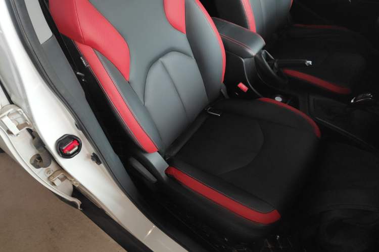 Used Luxgen U5 SUV 2017 1.6L CVT Jazz Edition