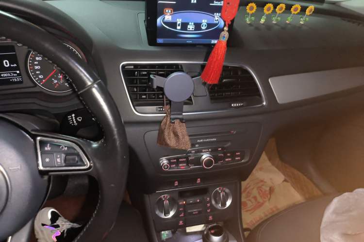 Used Audi Q3 2015 30 TFSI Ambition Edition