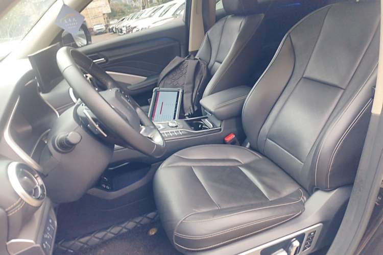 Used Wey VV6 2020 2.0T Two-Wheel Drive Smart Enjoyment+
